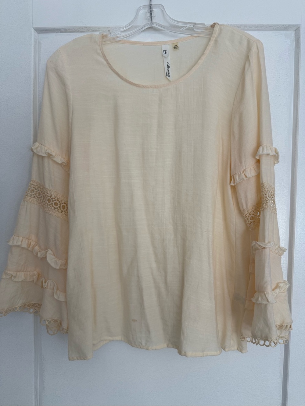 NY Collection Cream Ruffle Sleeve Blouse